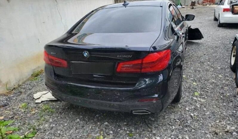 
								BMW 530i full									