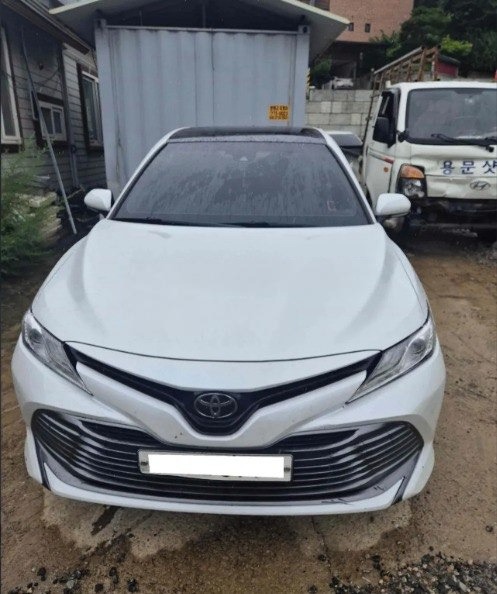 TOYOTA CAMRY