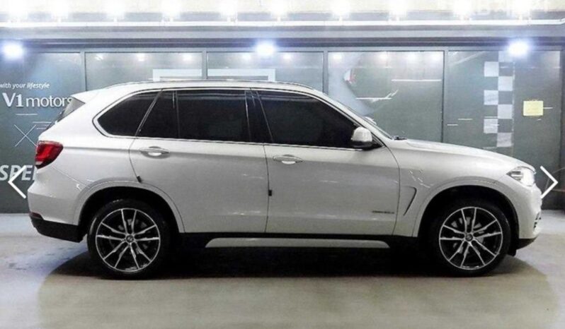 
								BMW X5 xDrive30d full									