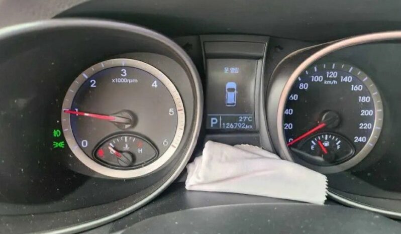 
								HYUNDAI SANTA FE full									
