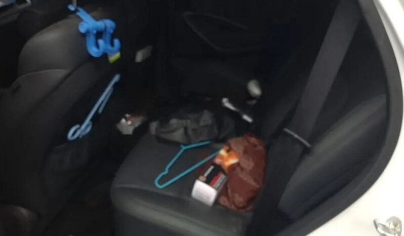 
								HYUNDAI SANTA FE full									