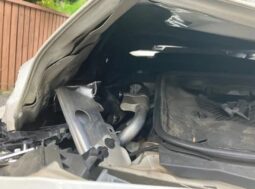 
										MERCEDES BENZ C 200 full									