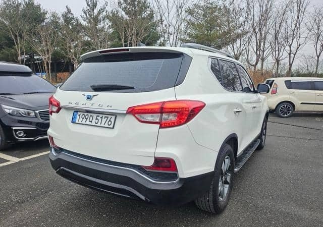 SSANG YONG REXTON