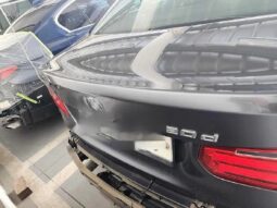 
										BMW 320d Xdrive full									