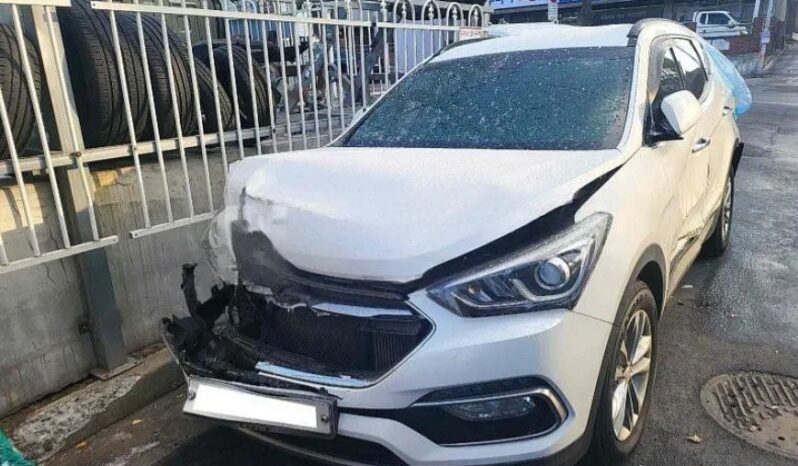 
								HYUNDAI SANTA FE full									