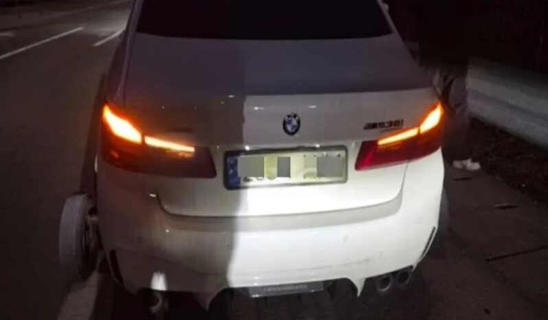 
								BMW 530i xDrive full									