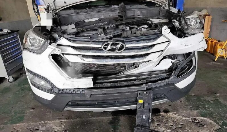 
								HYUNDAI SANTA FE full									