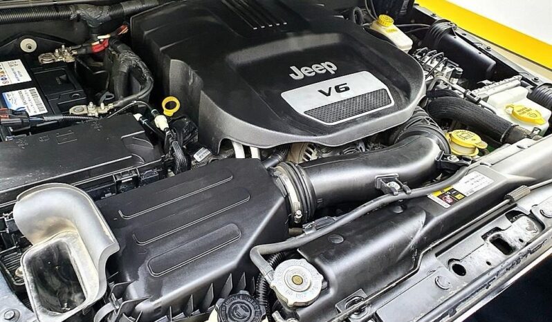 
								Jeep Wrangler Rubicon full									