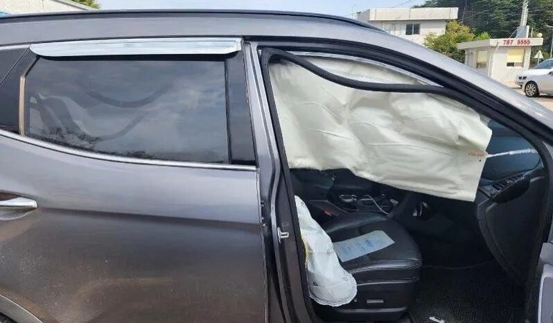 
								HYUNDAI SANTA FE full									