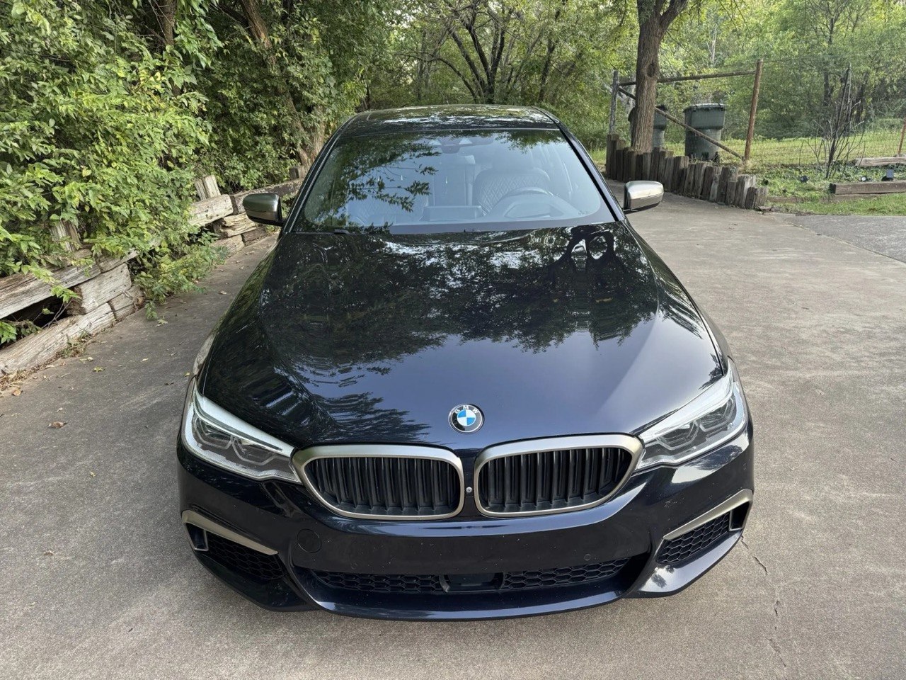 BMW M550i