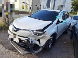 
										TOYOTA RAV 4 full									