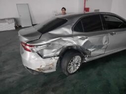 
										TOYOTA CAMRY Hybrid full									