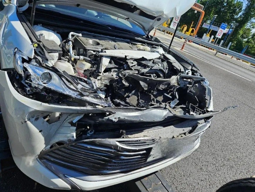 TOYOTA CAMRY Hybrid