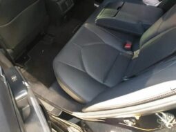 
										TOYOTA CAMRY Hybrid full									