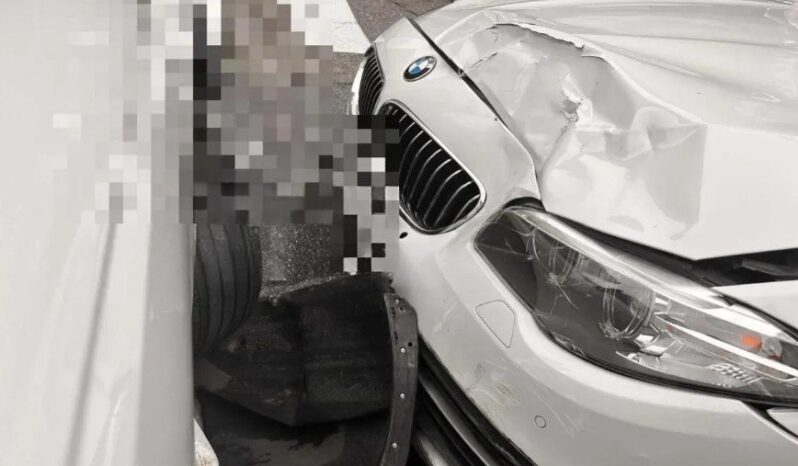 
								BMW 520d full									
