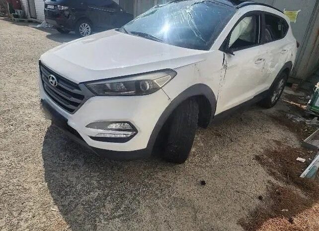 
								HYUNDAI Tucson full									