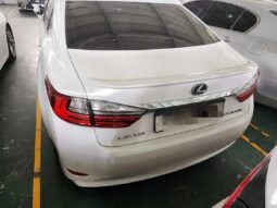 
										LEXUS ES300H full									