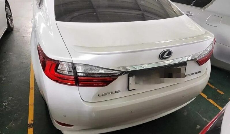 
								LEXUS ES300H full									