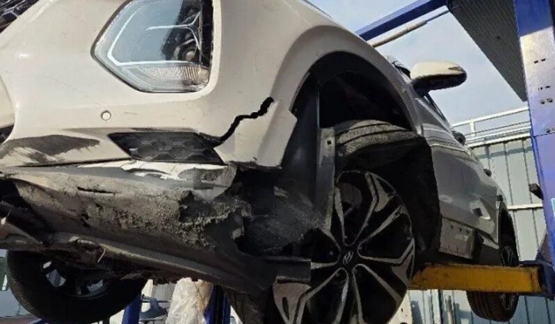 
								HYUNDAI SANTA FE full									
