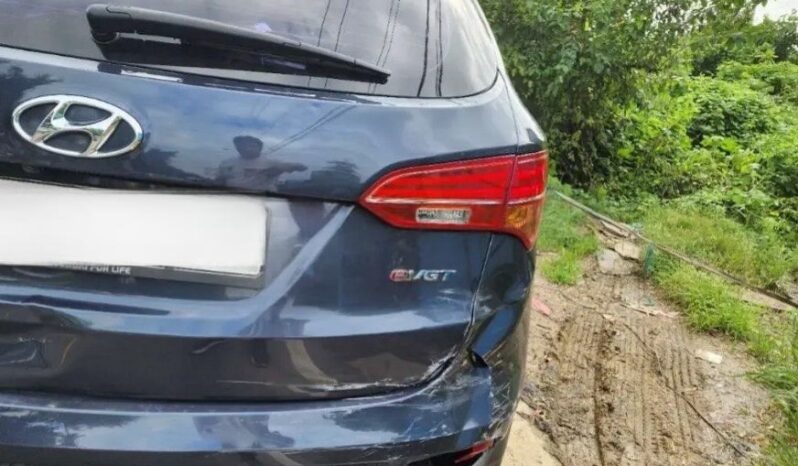 
								HYUNDAI SANTA FE full									