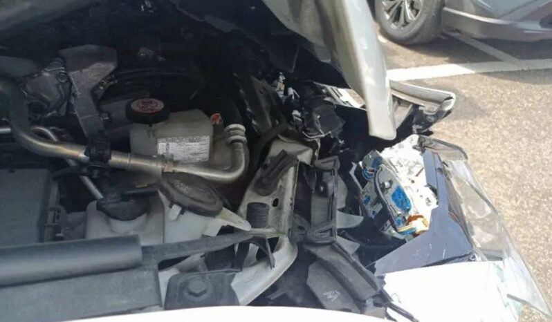 
								TOYOTA CAMRY HV full									