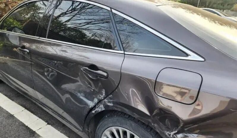 
								TOYOTA Avalon Hybrid full									