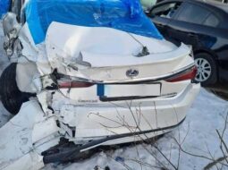 
										LEXUS ES300h full									