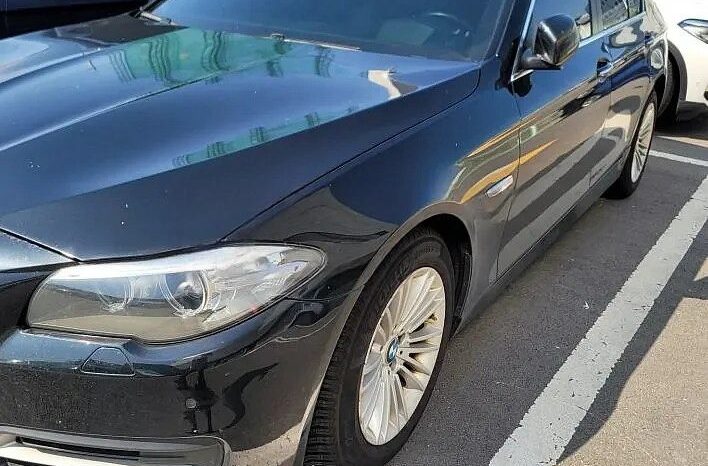 
								BMW 520d xDrive full									