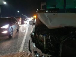 
										HYUNDAI SANTA FE full									