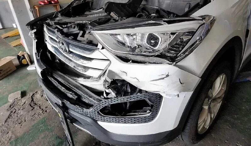 
								HYUNDAI SANTA FE full									