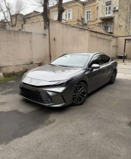 
										TOYOTA CAMRY Hybrid full									