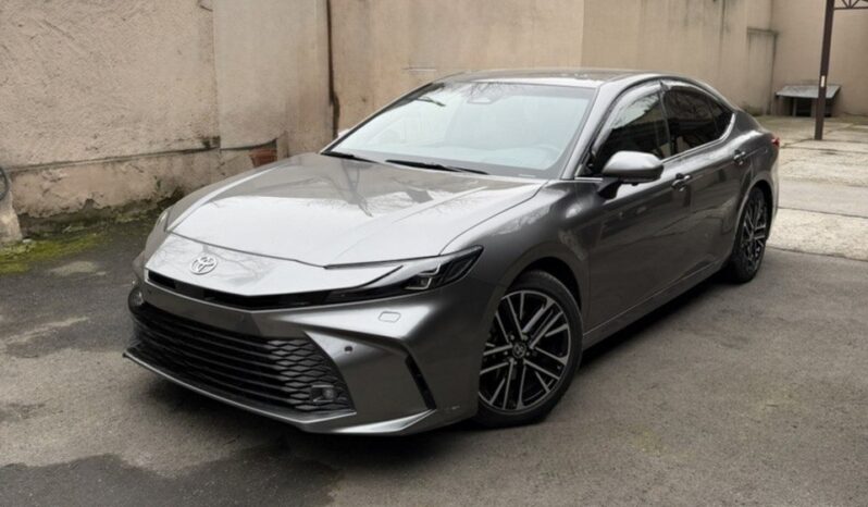 
								TOYOTA CAMRY Hybrid full									