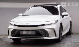 
										TOYOTA CAMRY Hybrid full									
