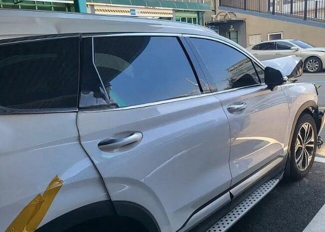 
								HYUNDAI SANTA FE full									