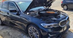 
										BMW 320i full									