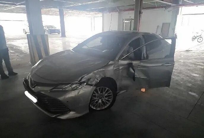 
								TOYOTA CAMRY Hybrid full									