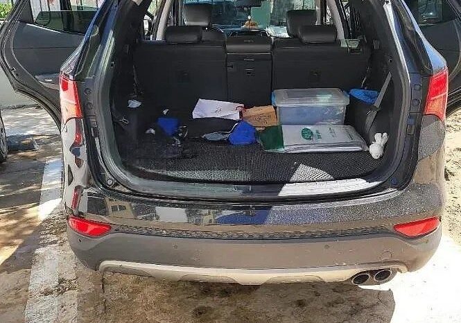 
								HYUNDAI SANTA FE full									