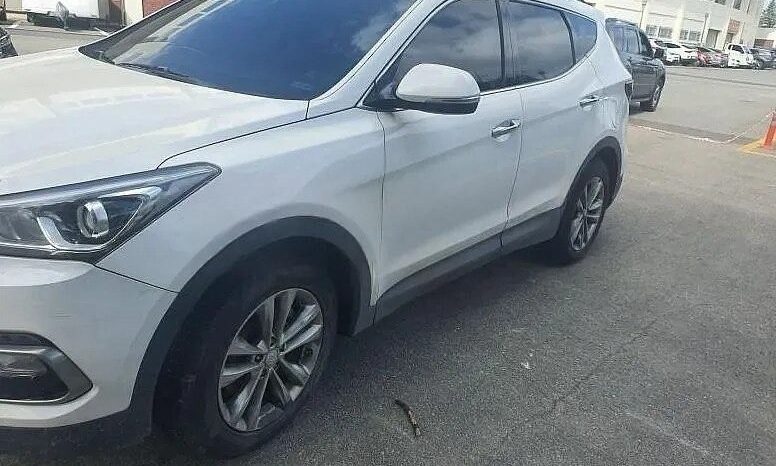 
								HYUNDAI SANTA FE full									