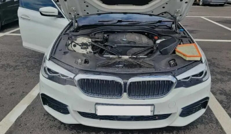 
								BMW 520d full									