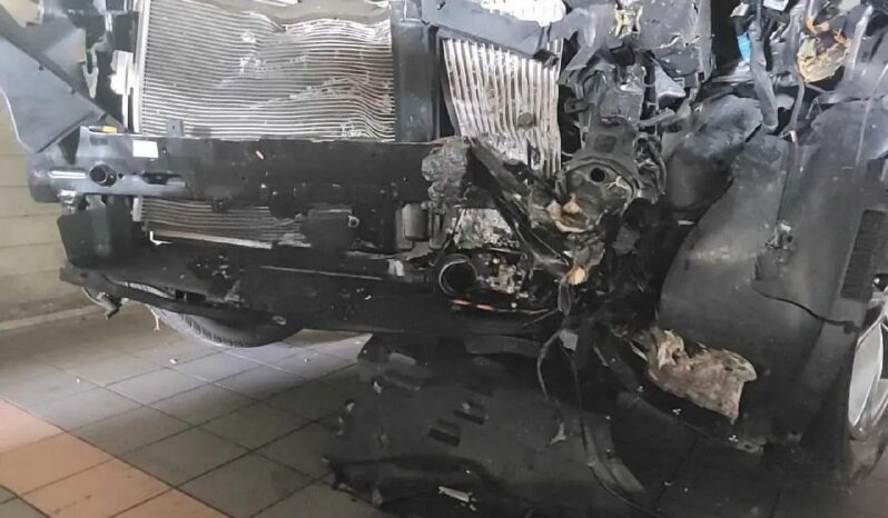 
								HYUNDAI SANTA FE full									