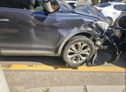 
										HYUNDAI SANTA FE full									