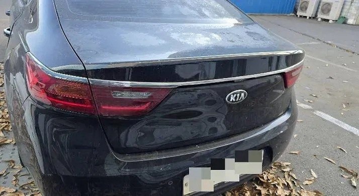 KIA K7