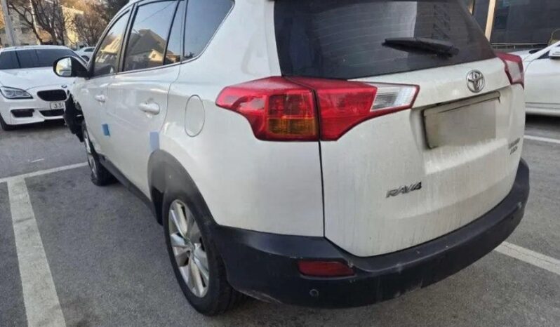
								TOYOTA RAV 4 full									