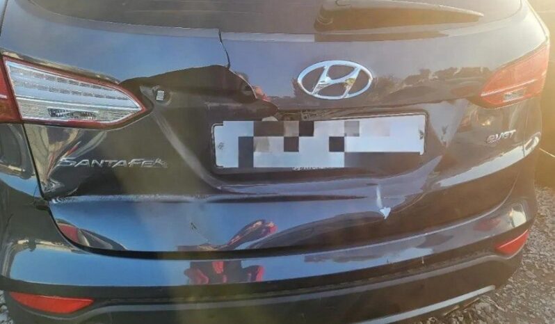 
								HYUNDAI SANTA FE full									
