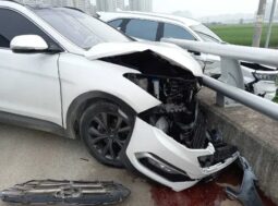 
										HYUNDAI SANTA FE full									