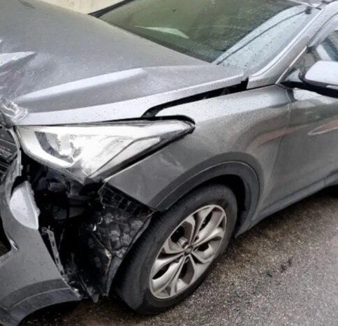 
								HYUNDAI SANTA FE full									