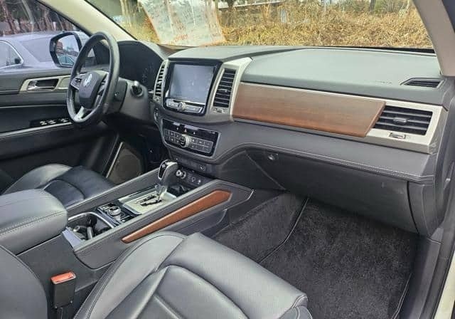 SSANG YONG REXTON