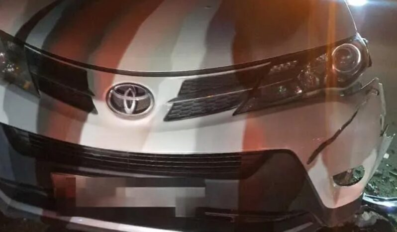 
								TOYOTA RAV 4 full									