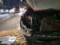
										HYUNDAI SANTA FE full									