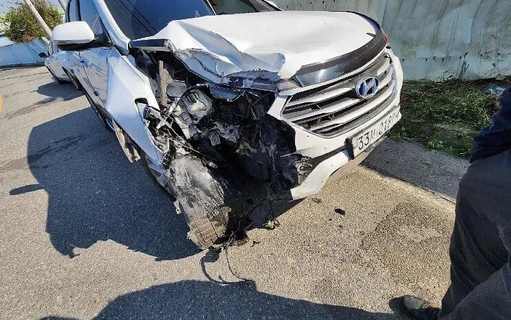 
								HYUNDAI SANTA FE full									